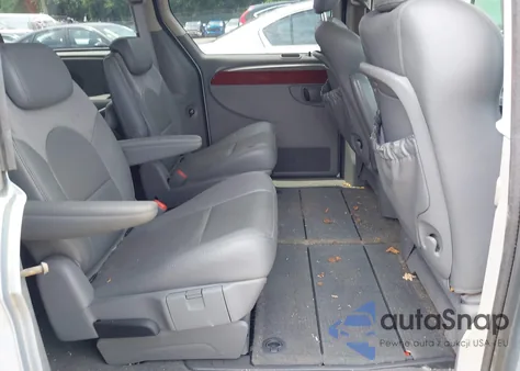 2006 Chrysler Town & Country Limited from USA, damaged, VIN 2A4GP64L96R629332